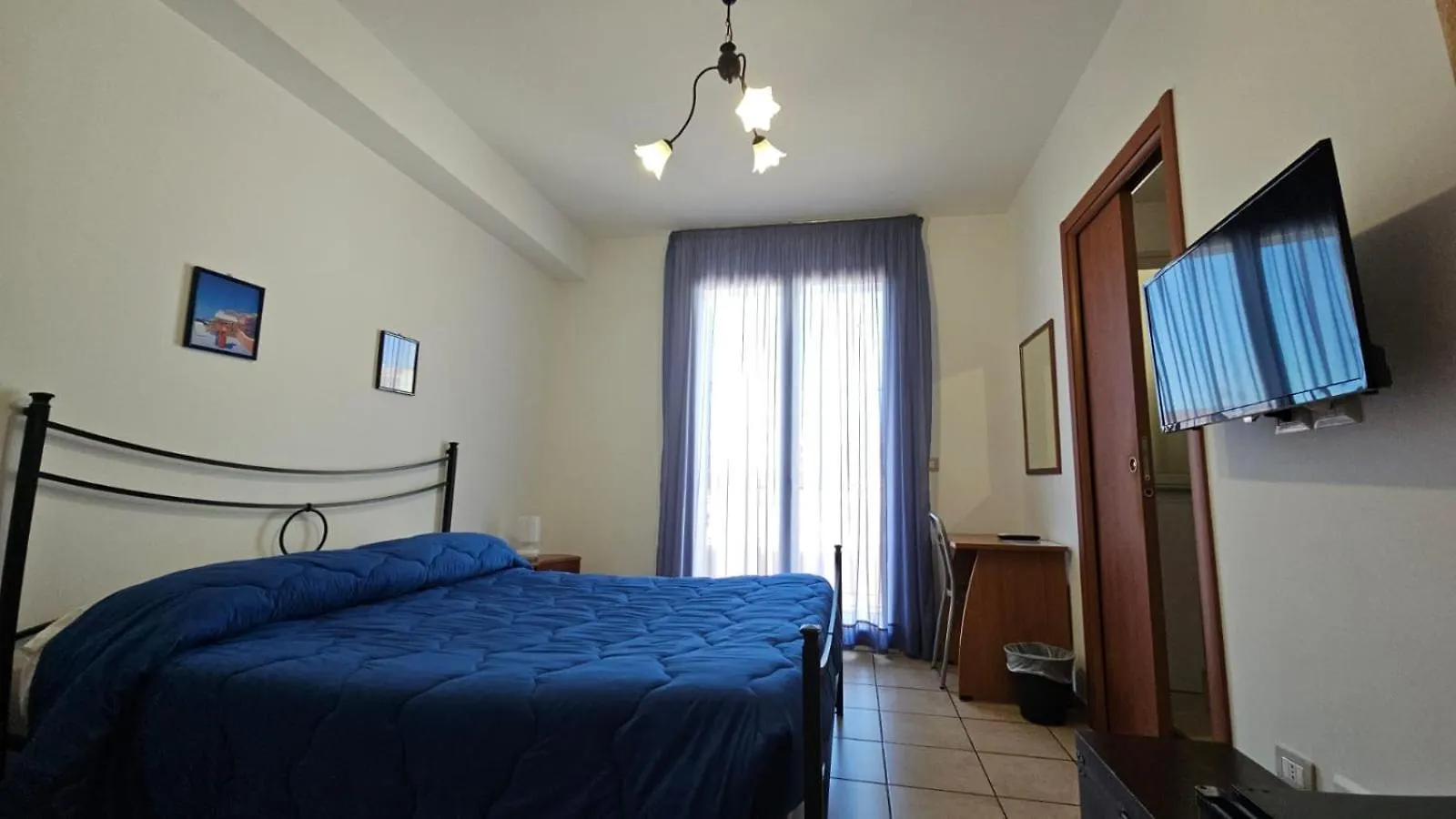 Fragolina B&B Furci Siculo 3*,