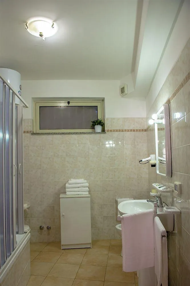 Fragolina B&B Furci Siculo 3*,  Italia