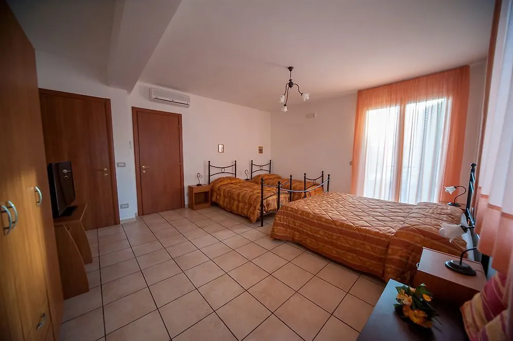 Nocleg ze śniadaniem Fragolina B&B Furci Siculo